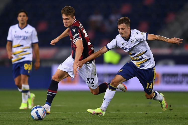 半岛体育网站-欧洲足球豪强角逐参加冠军联赛