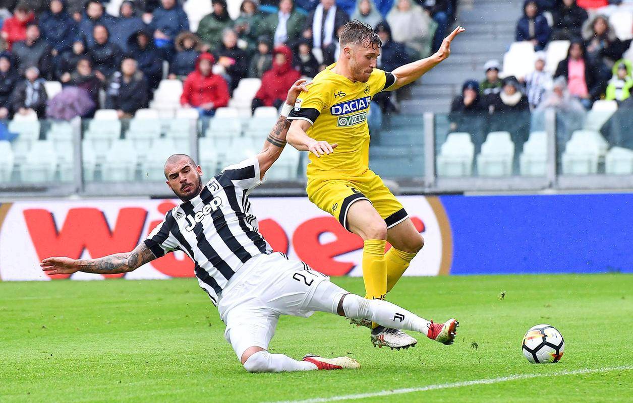 尤文图斯完胜对手，客场攻击力倍增