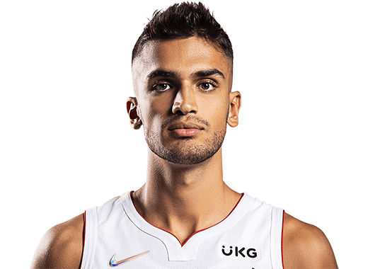 爵士中锋加盟新球队，欣欣向荣展开新篇章的简单介绍