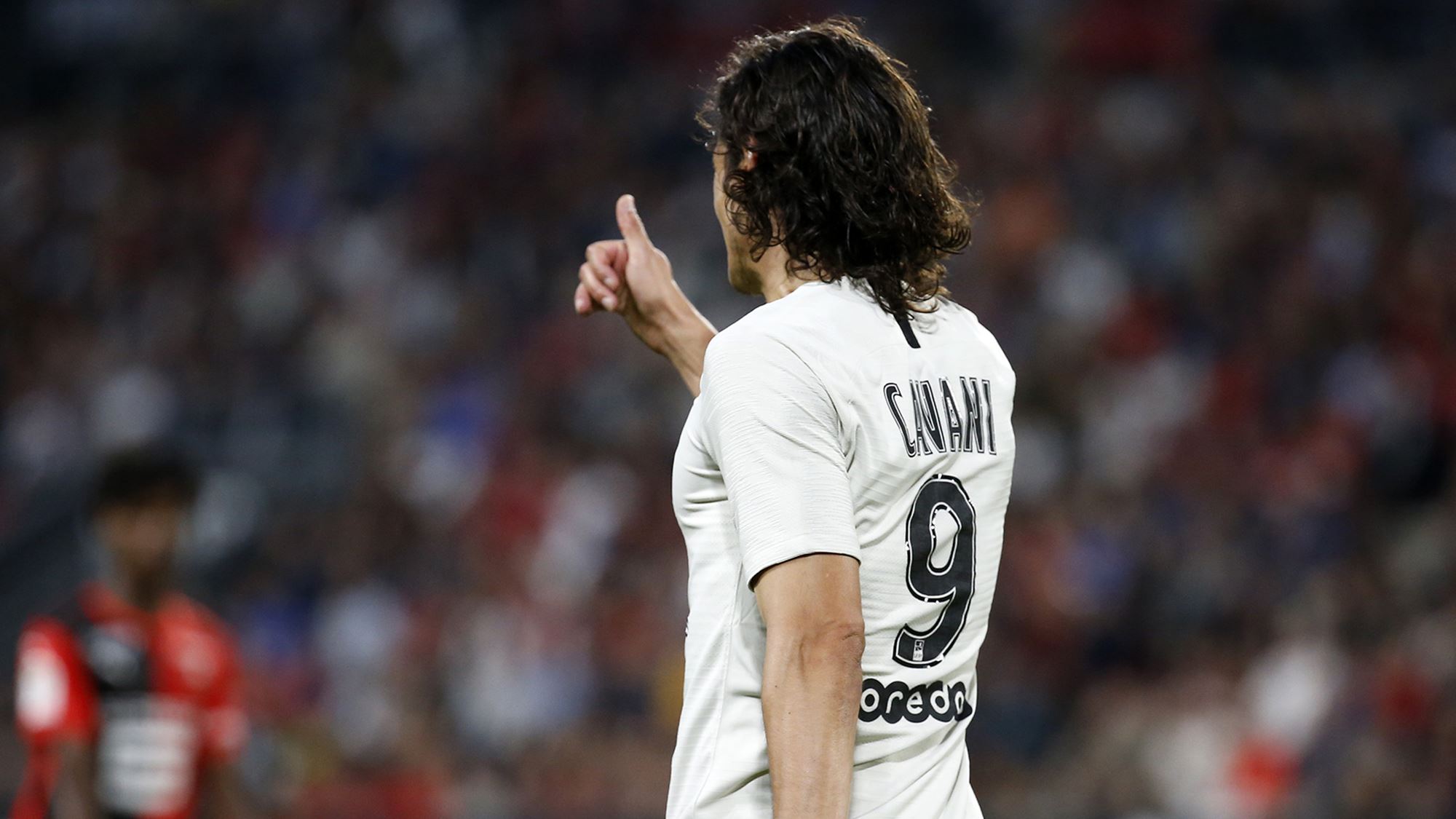 卡瓦尼入球帮助球队继续保持领先优势