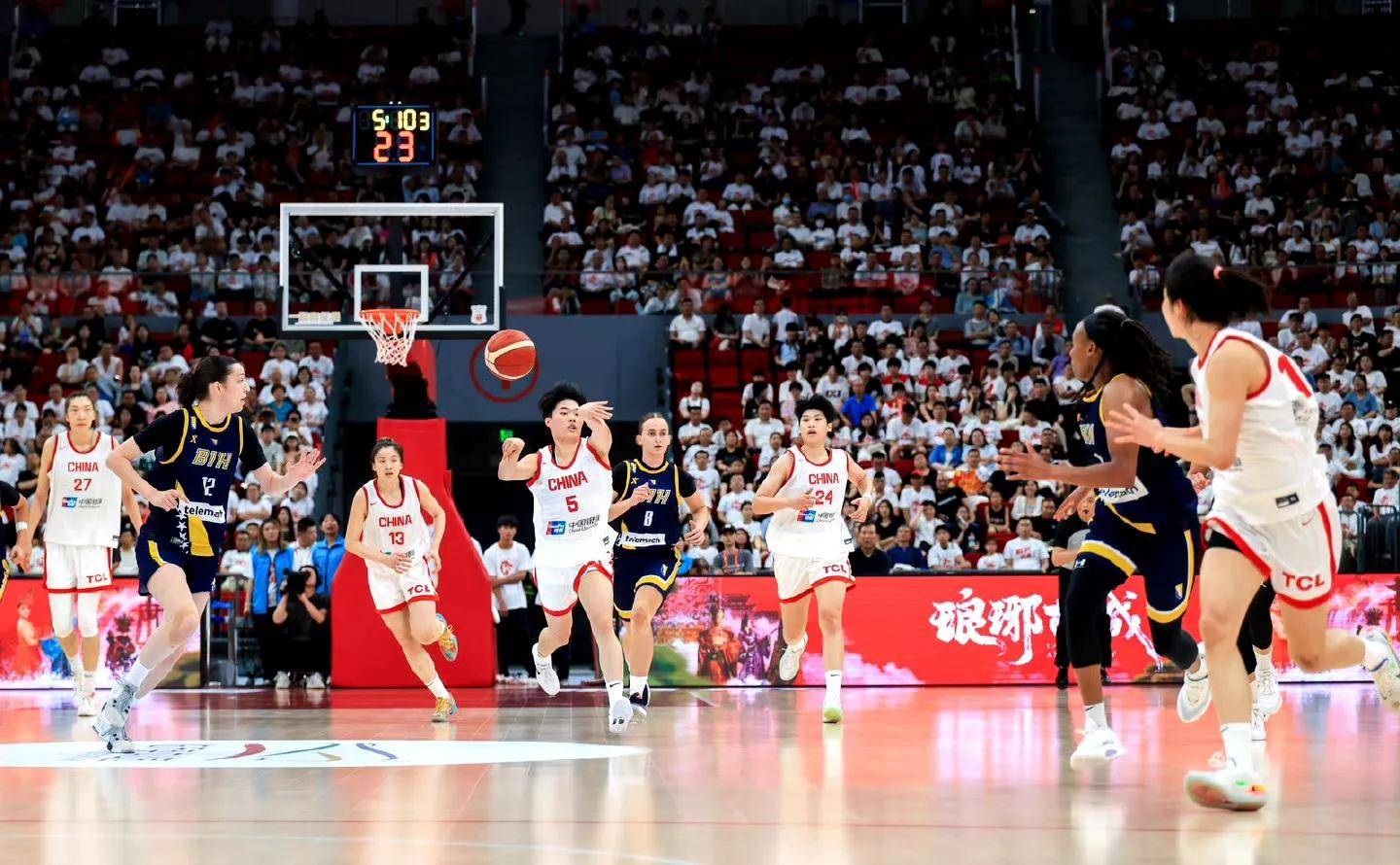 包含波黑国家队新援表现出色，备战友谊赛的词条