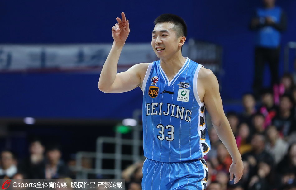 包含赛季球队取得关键胜利，锁定季后赛资格的词条