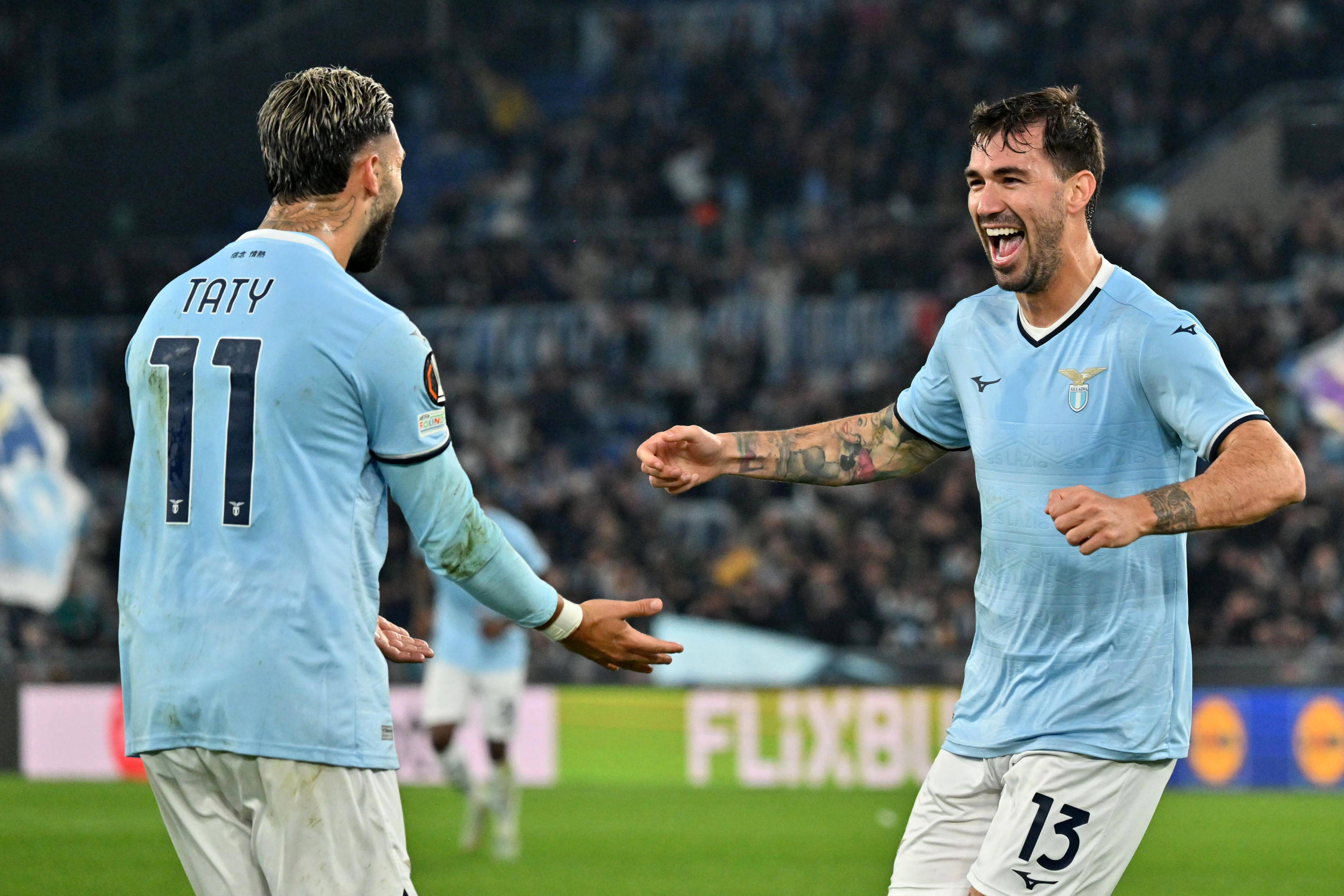 直布罗陀队在欧预赛赛场上接连获胜，斩获赞許的简单介绍