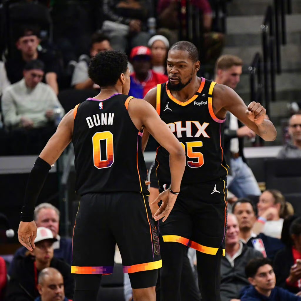 快船胜黄蜂，迎来三连胜