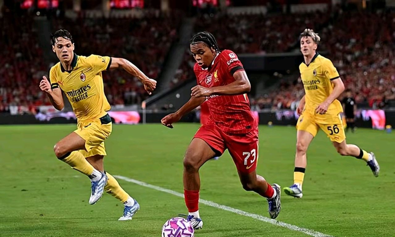 半岛体育教练-利物浦大胜AC米兰，实力压倒对手